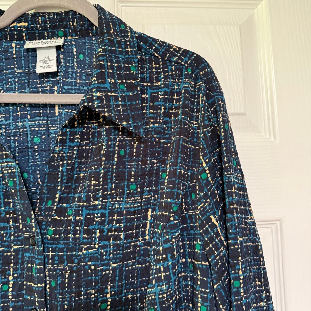 Catherines Women's Abstract Print Button Down Rol… - image 7